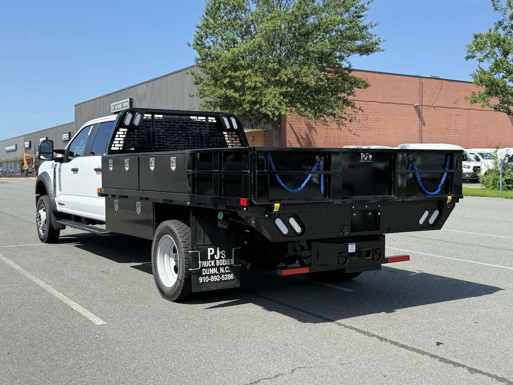 New 2025 Ford F-450 XL Crew Cab 4x2 w/ 12 Contractors Flatbed Flatbed