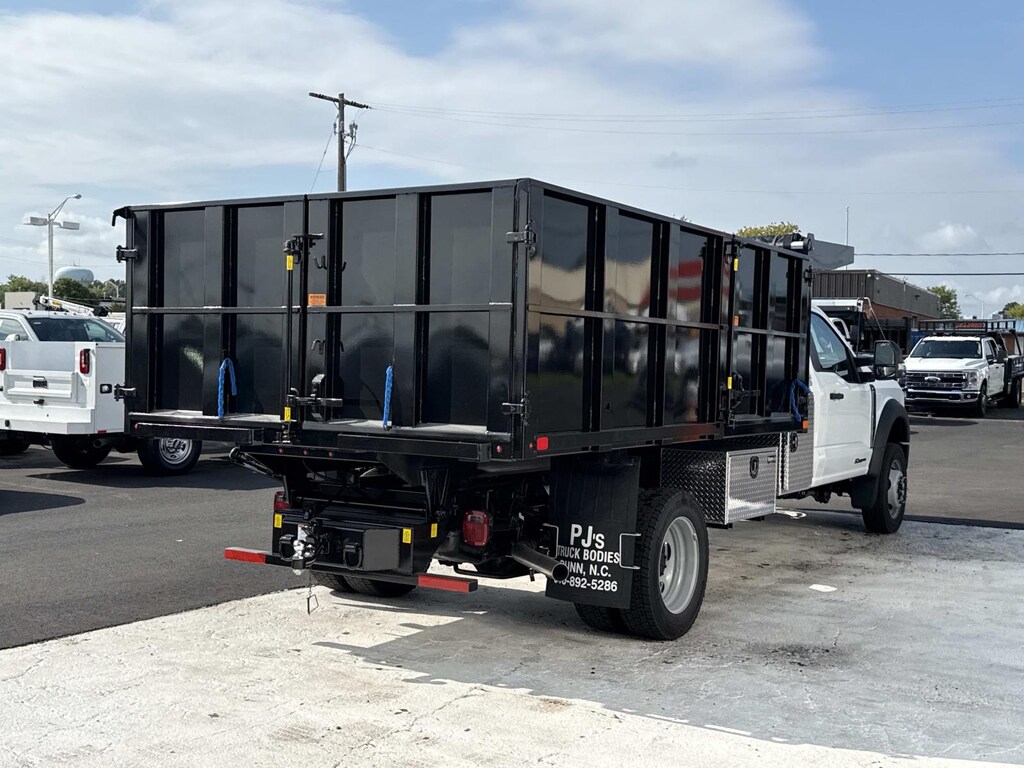 New 2026 Ford Super Duty F-450 DRW Regular Cab Chassis-Cab