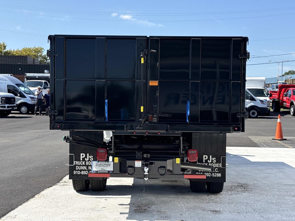 New 2025 Ford F-550 XL Crew Cab 4x4 w/ 12 Landscape Dump Landscape
