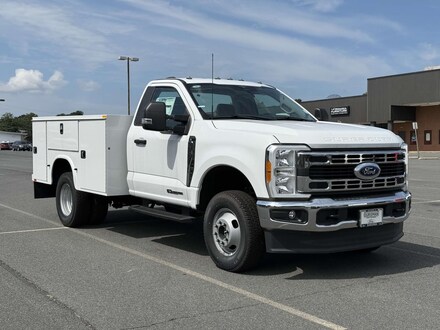 2023 Ford F-350 Regular Cab Diesel 4x4 w/ 9 Service Body