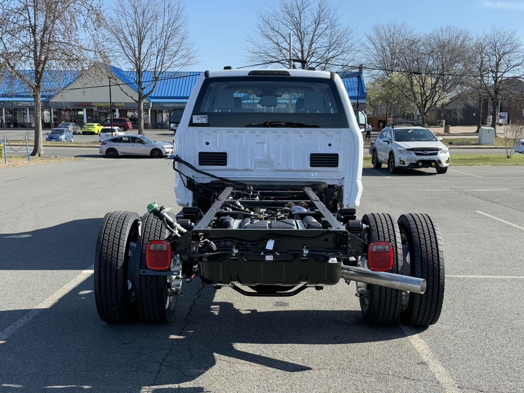 New 2025 Ford F-550 XL Crew Cab 4x4 Bare Chassis 84 CA Crew Cab Chassis-Cab