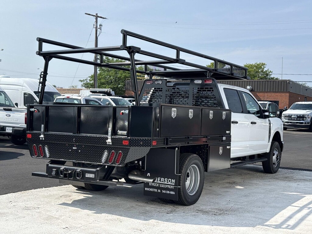 New 2026 Ford Super Duty F-350 DRW Crew Cab Chassis-Cab