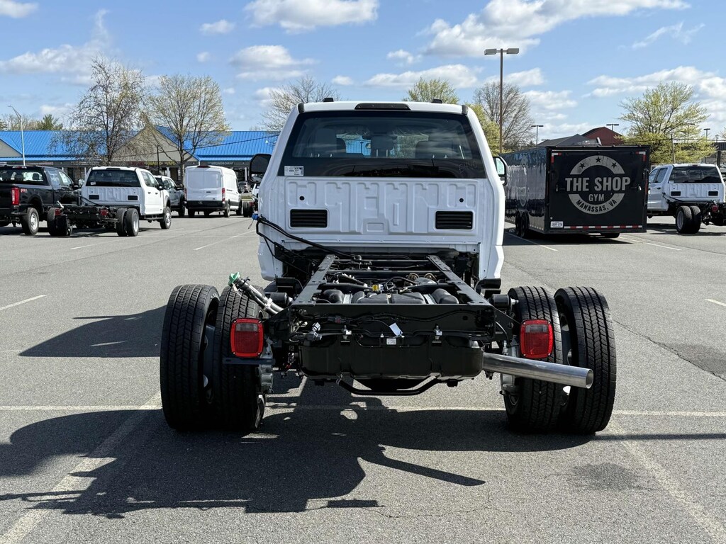 New 2025 Ford F-550 XL Crew Cab 4x4 Bare Chassis 84 CA Crew Cab Chassis-Cab