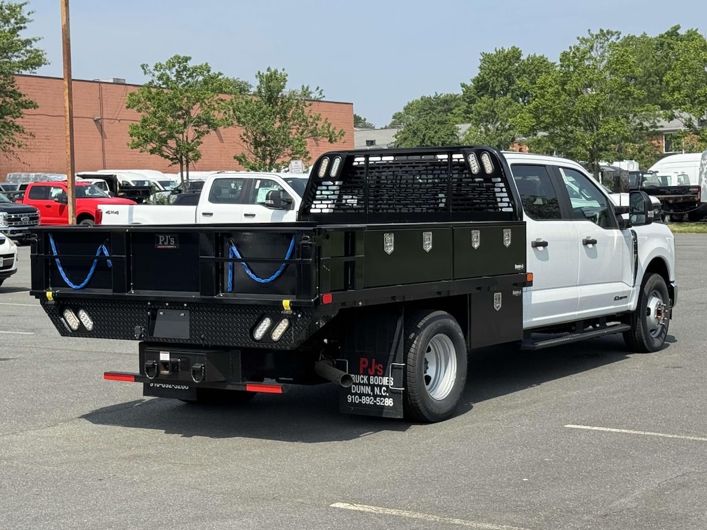 New 2024 Ford F-350 XL Crew Cab 4x2 w/ 10 Contractors Flatbed Flatbed