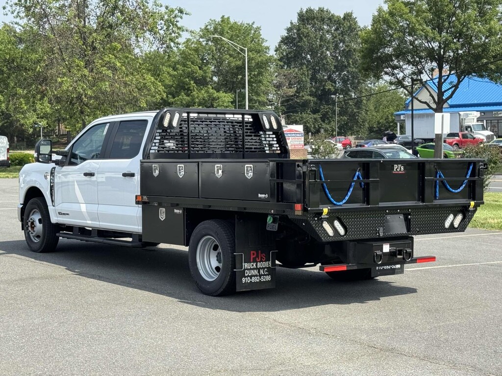 New 2024 Ford F-350 XL Crew Cab 4x2 w/ 10 Contractors Flatbed Flatbed