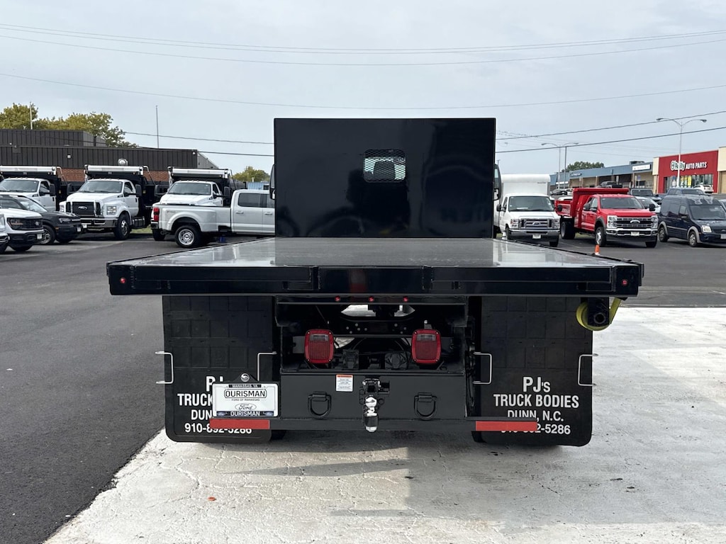 New 2027 Ford F-650 XL Crew Cab 4x2 W/ 16 Flatbed Flatbed