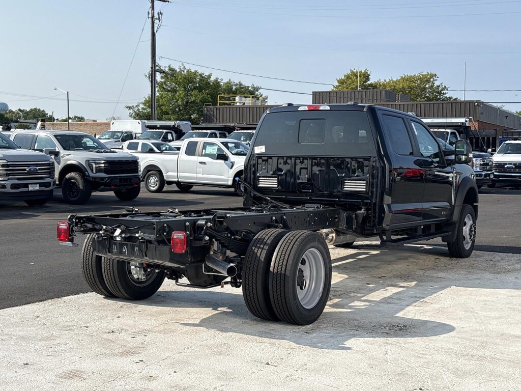 New 2026 Ford Super Duty F-550 DRW Crew Cab Chassis-Cab