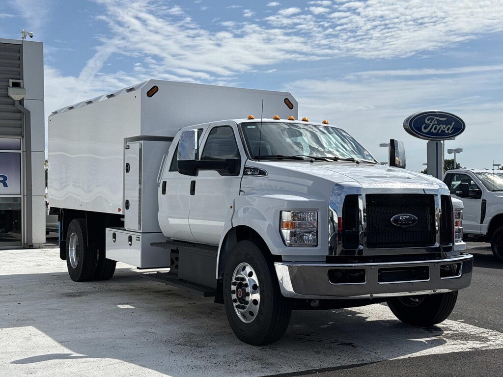New 2027 Ford F-750 Straight Frame Crew Cab Chassis-Cab