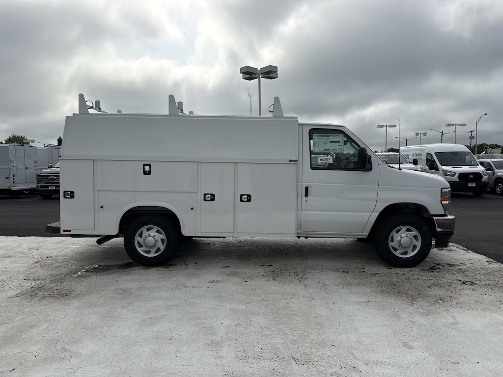 New 2026 Ford E-350 Cutaway 4x2 w/ 11 Enclosed Service Body Service