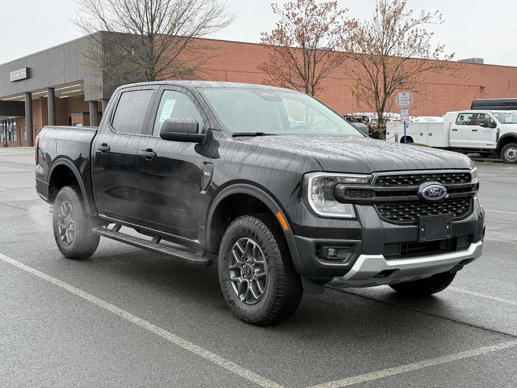 New 2025 Ford Ranger XLT Crew Cab 4x4 Crew Cab Pickup