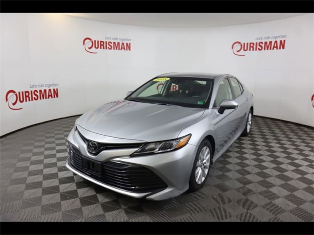 Used 2018 Toyota Camry LE Sedan