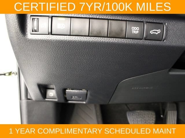 2023 Toyota RAV4 Limited - Photo 18