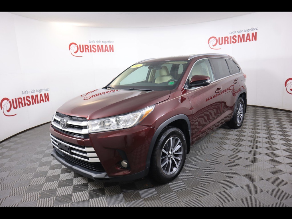 Used 2017 Toyota Highlander XLE V6 SUV
