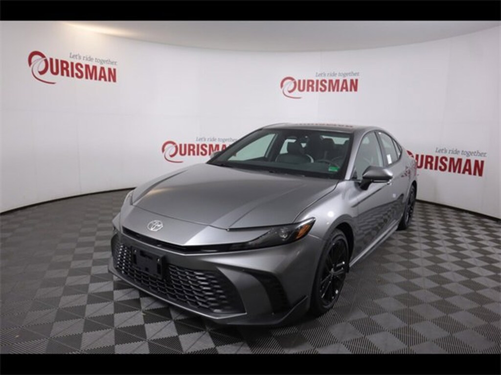 Used 2026 Toyota Camry SE Sedan