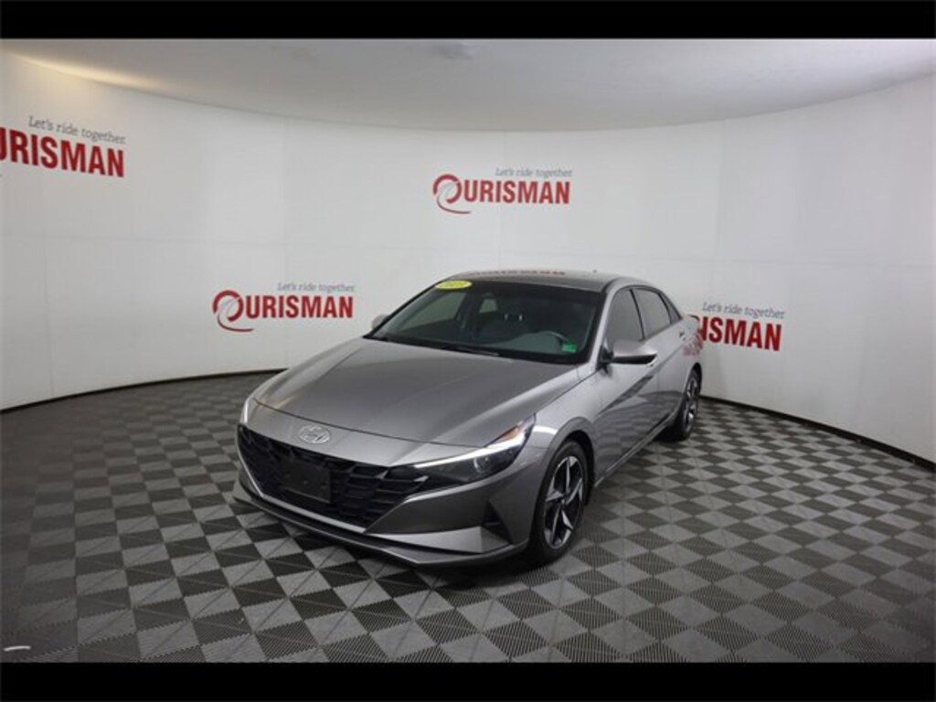Used 2023 Hyundai Elantra SEL Sedan