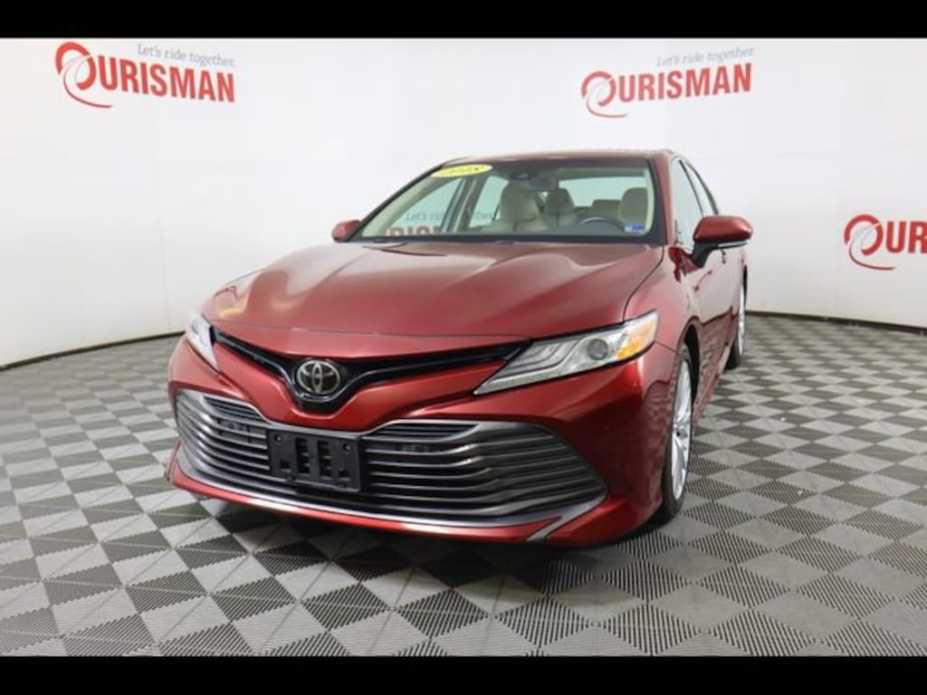Used 2018 Toyota Camry XLE Sedan
