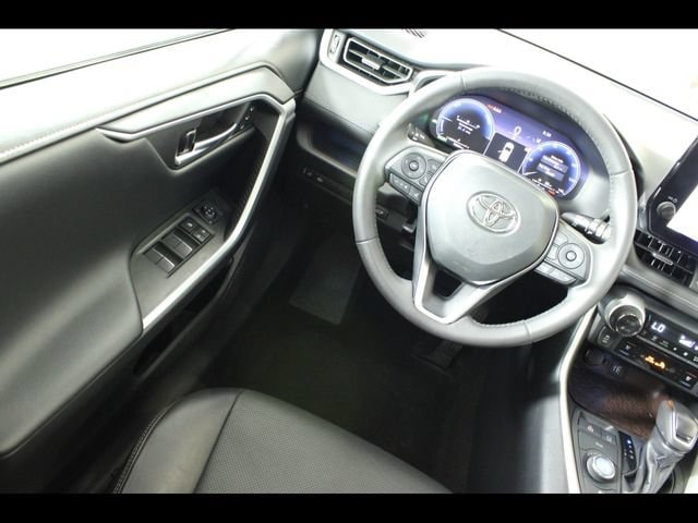 2023 Toyota RAV4 Limited - Photo 14