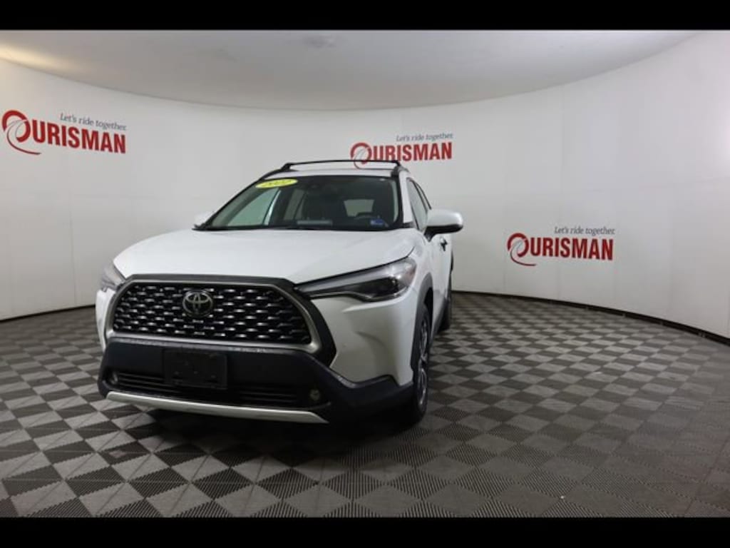 Used 2022 Toyota Corolla Cross XLE SUV