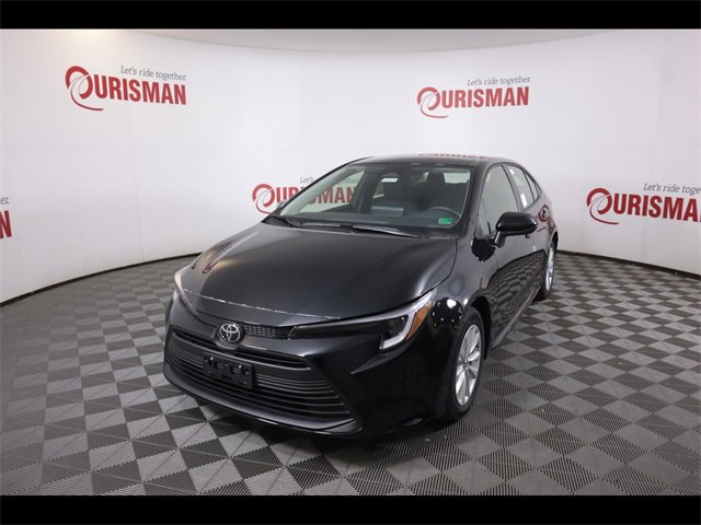 2026 Toyota Corolla LE's photo