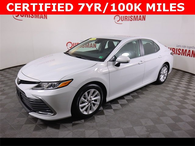 2024 Toyota Camry LE photo 4