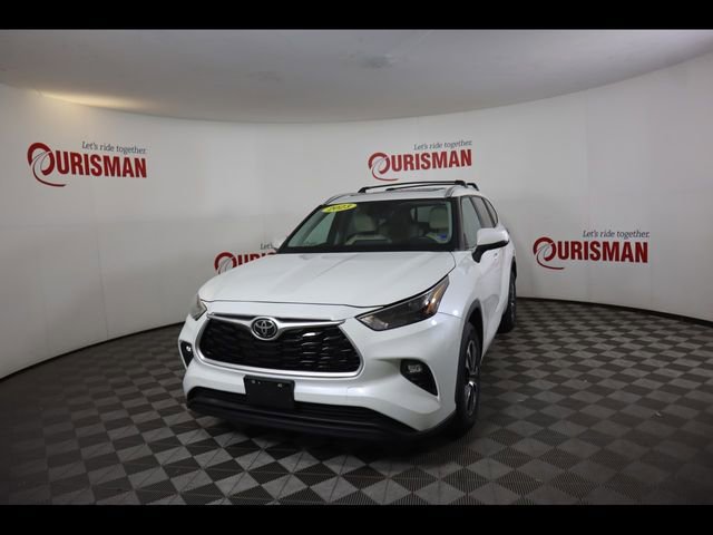 2023 Toyota Highlander SUV 