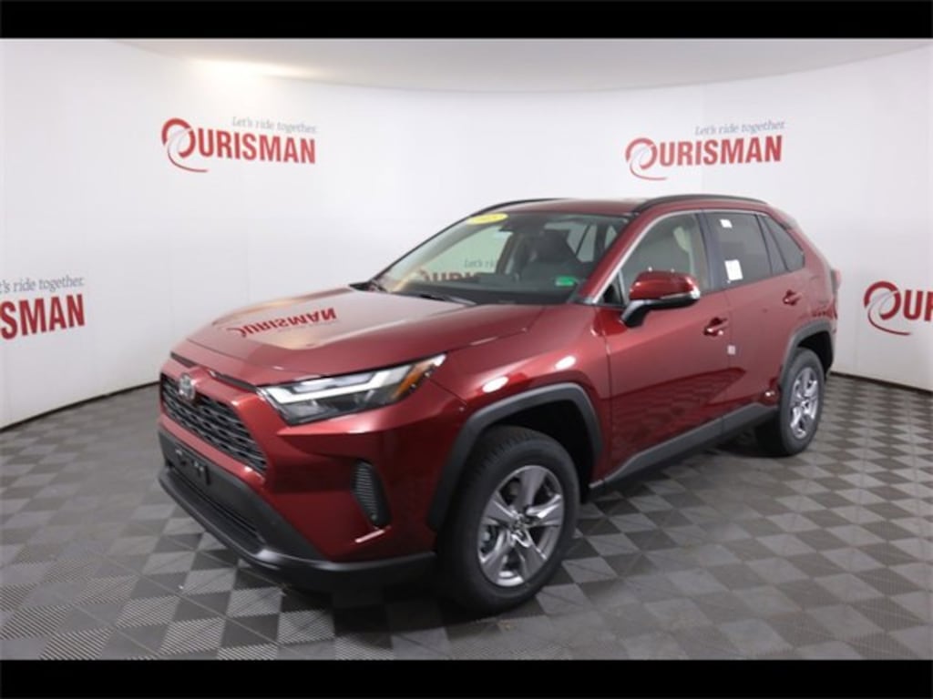 Used 2025 Toyota RAV4 Hybrid XLE SUV