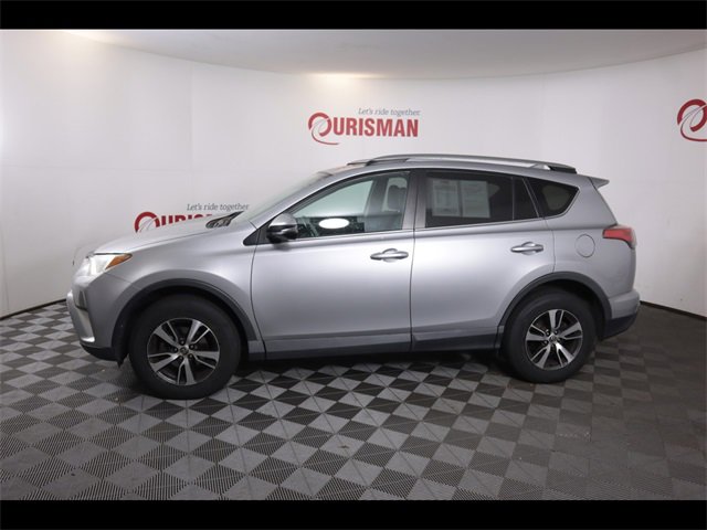 2018 Toyota RAV4 XLE photo 3