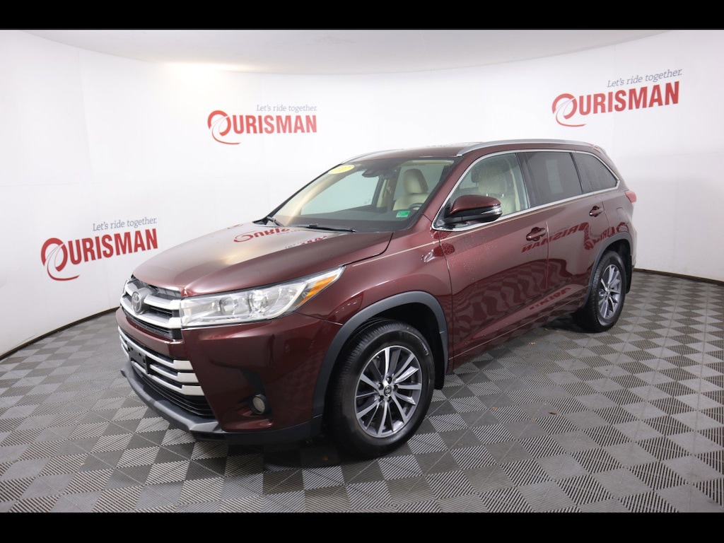 Used 2017 Toyota Highlander XLE V6 SUV