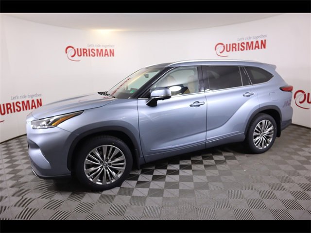 2023 Toyota Highlander Platinum photo 3