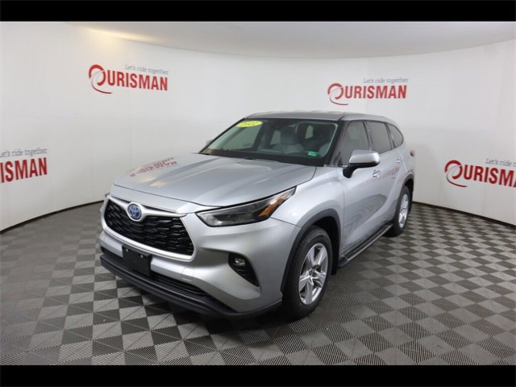 Used 2022 Toyota Highlander Hybrid LE SUV