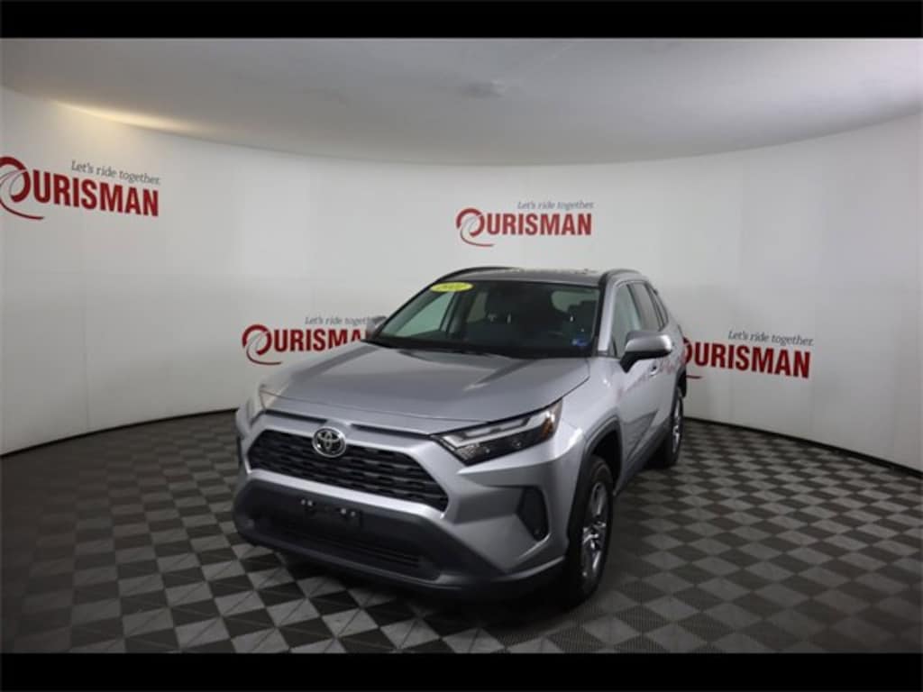 Used 2022 Toyota RAV4 XLE SUV
