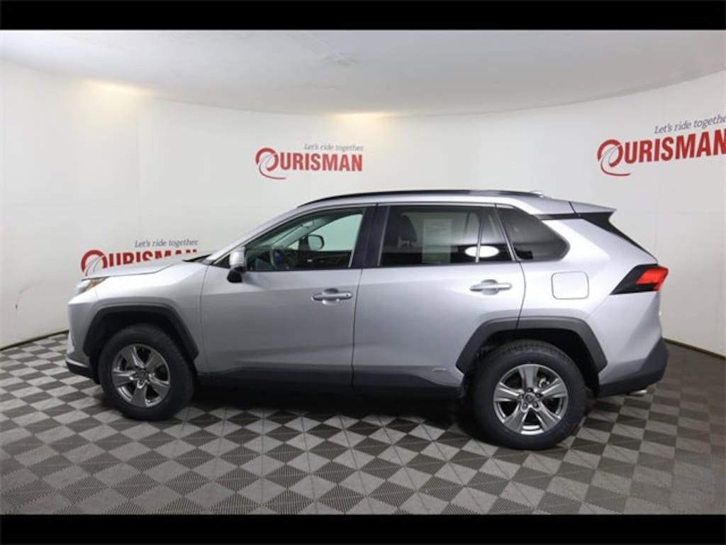 Used 2024 Toyota RAV4 Hybrid XLE SUV