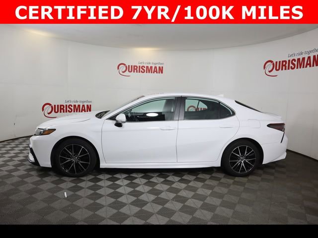 2024 Toyota Camry SE - Photo 9