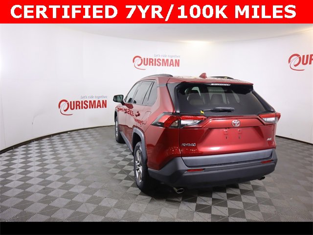 2022 Toyota RAV4 XLE photo 4