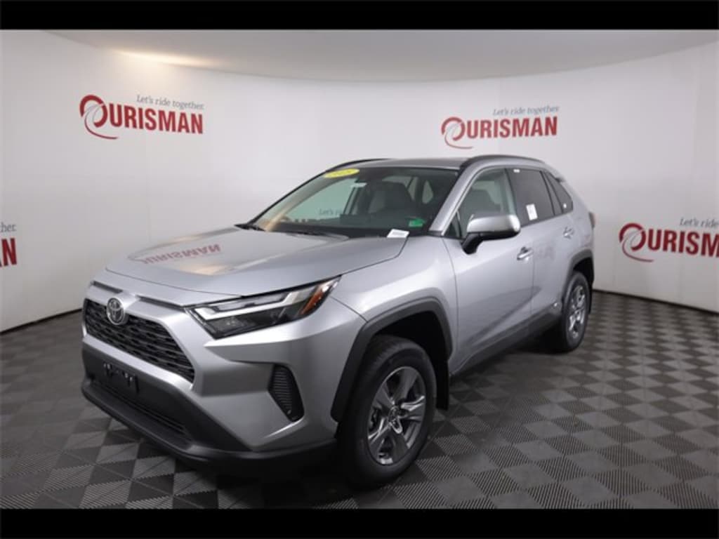 Used 2025 Toyota RAV4 Hybrid XLE SUV