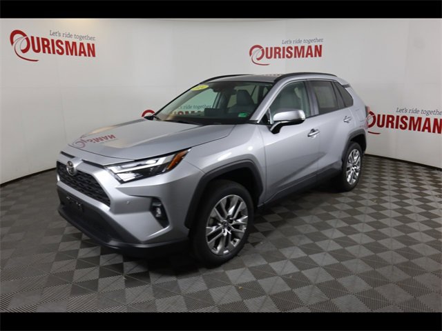 2024 Toyota RAV4 XLE Premium photo 2