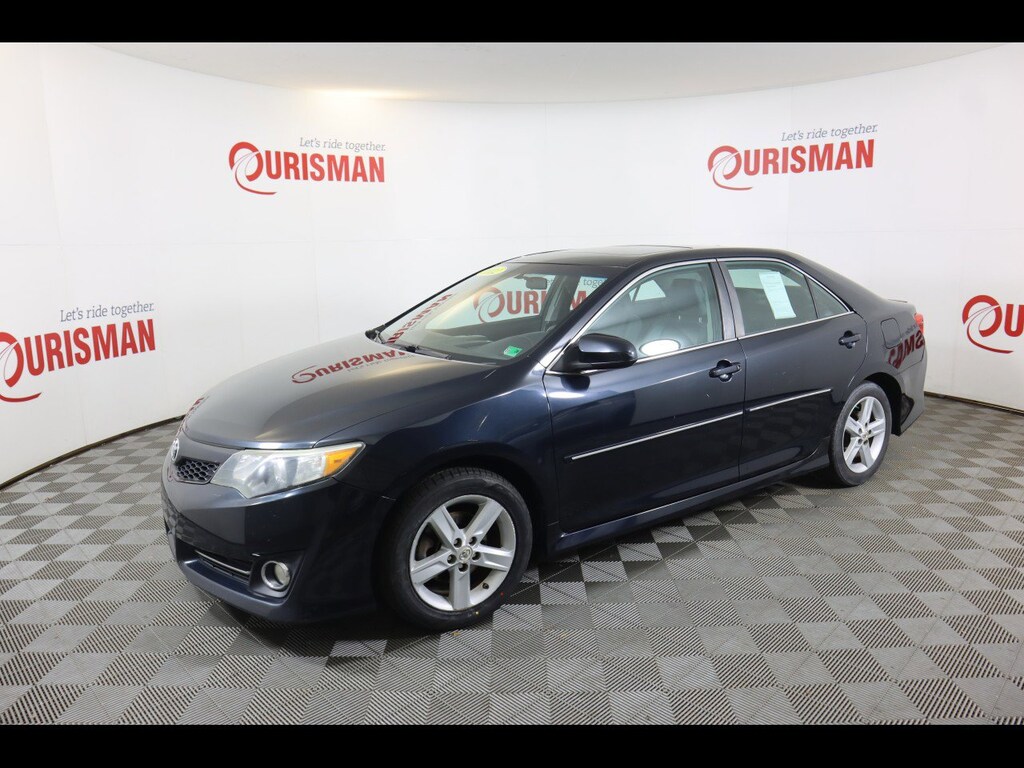 2012 Toyota Camry Base photo 4