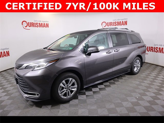 2024 Toyota Sienna Limited photo 4