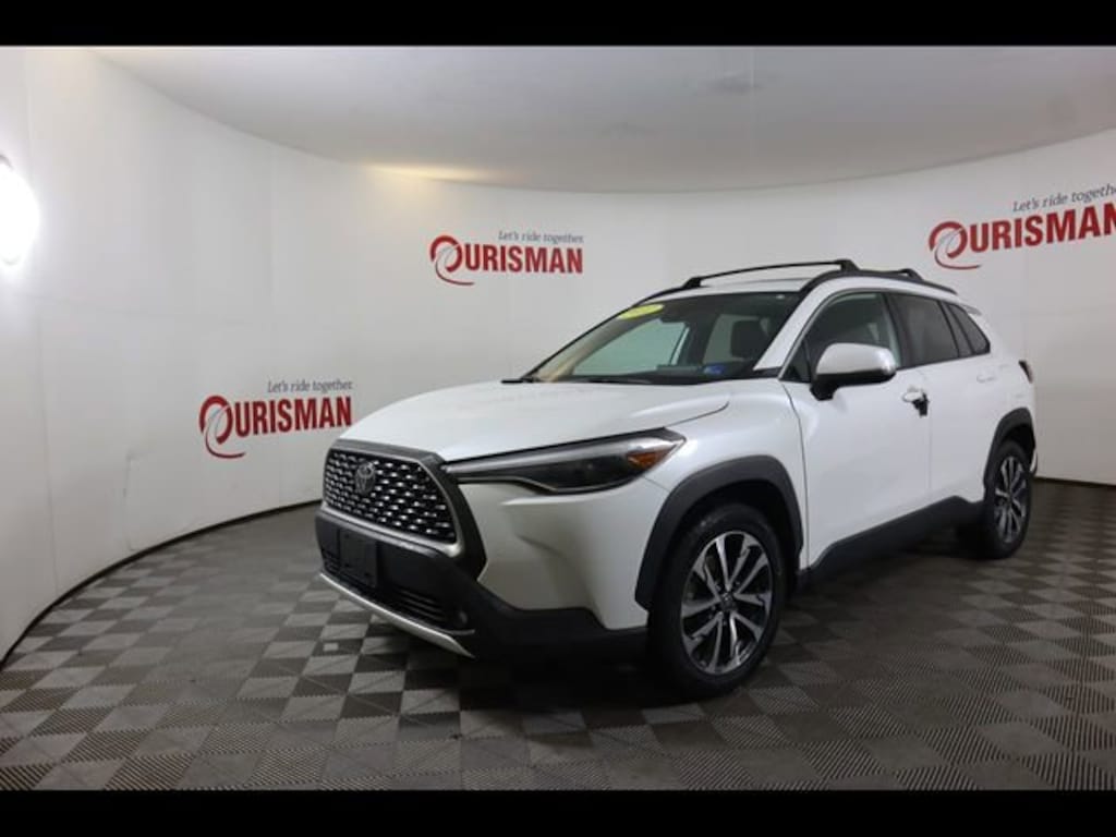 Used 2022 Toyota Corolla Cross XLE SUV