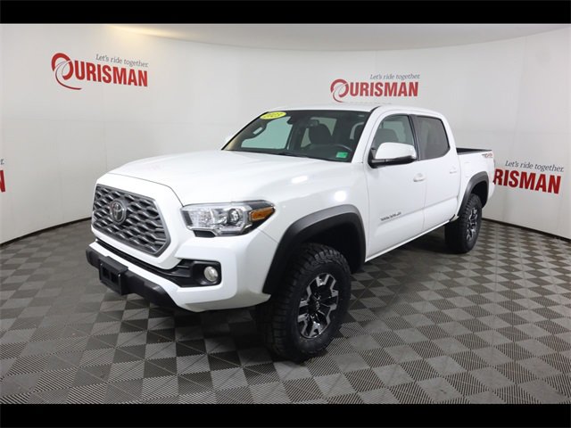 2023 Toyota Tacoma TRD Off-Road V6 photo 3