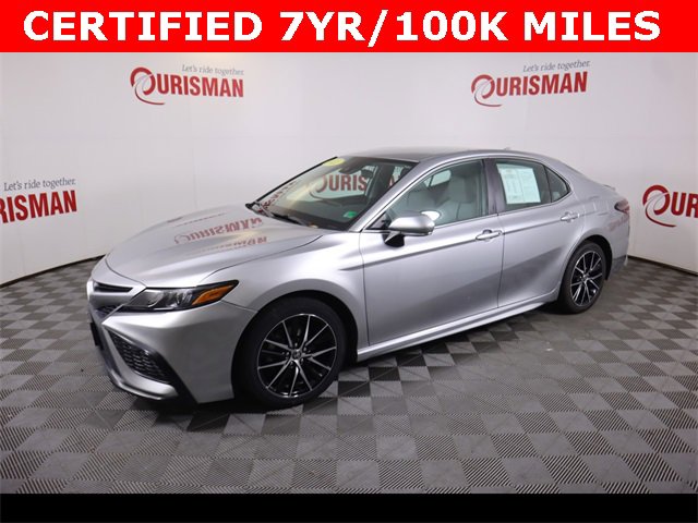 2022 Toyota Camry SE photo 4