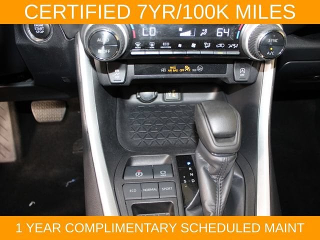 2024 Toyota RAV4 XLE - Photo 27