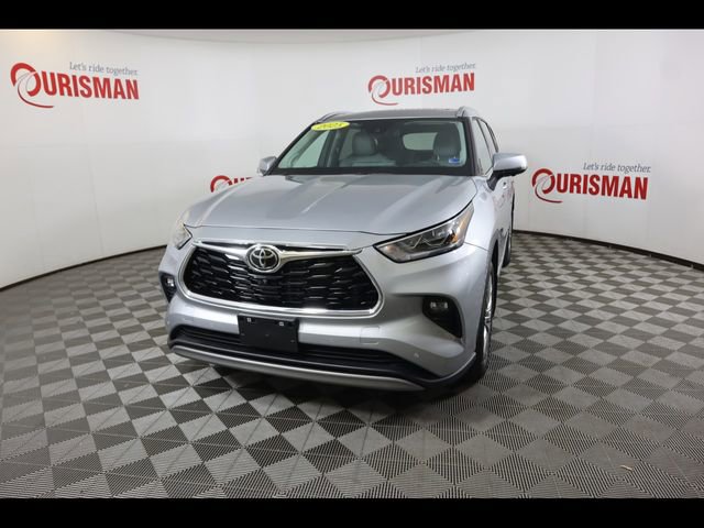 2025 Toyota Highlander SUV 