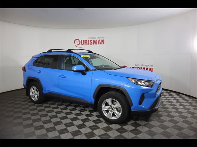 2020 Toyota RAV4 Hybrid LE photo 4
