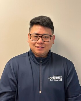 Staff member Phong Tran from ID_2ef19f8d6382