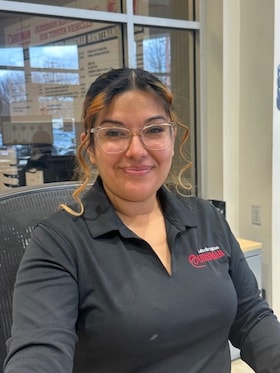 Staff member Jessica Morales from ID_f6655a1552a8