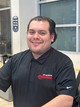 Staff member Pariz Oroztico from ID_f6655a1552a8