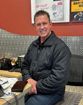 Staff member David Martin from ID_f6655a1552a8