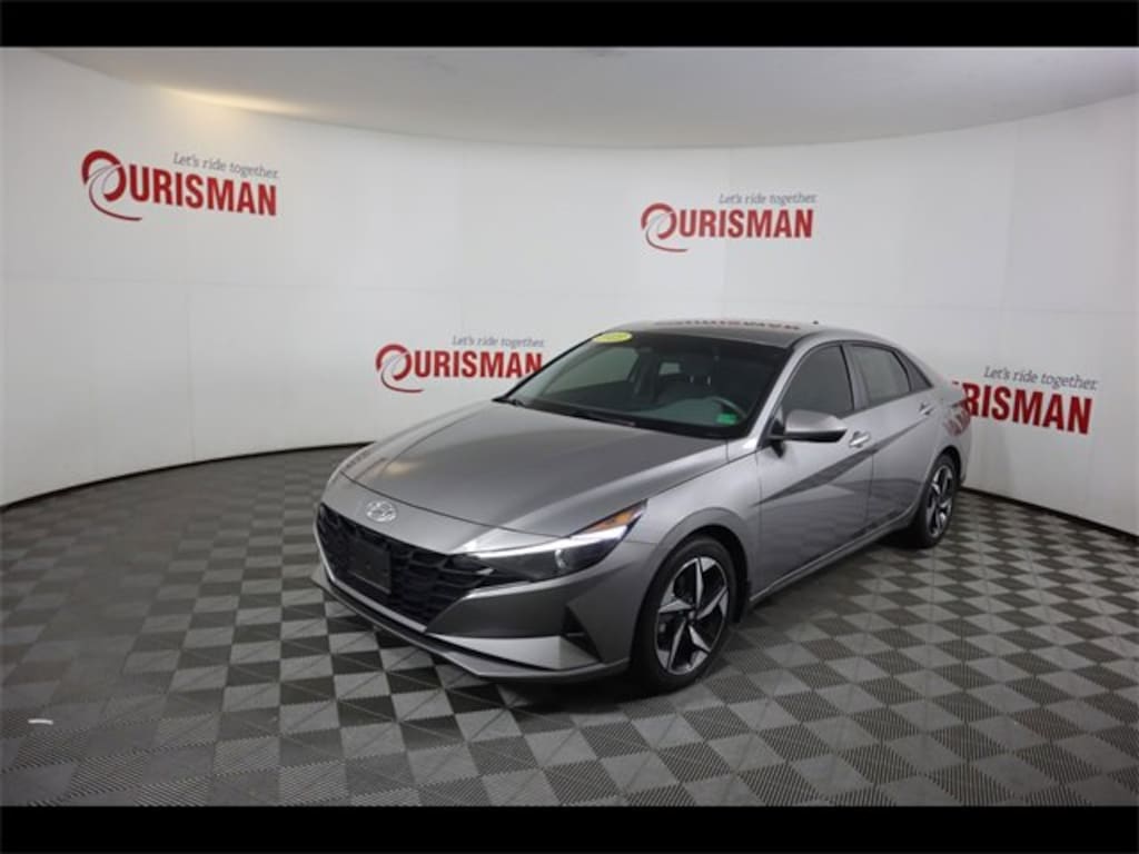 Used 2023 Hyundai Elantra SEL Sedan