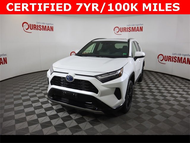 2024 Toyota RAV4 SE